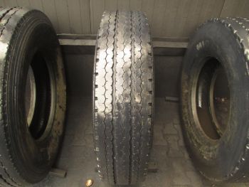 Opona ciężarowa używana 12R22.5 Michelin BIEŻNIKOWANA 39609-0