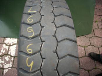 Opona ciężarowa używana 13R22.5 Pirelli GOODYEAR MSD 126964-0
