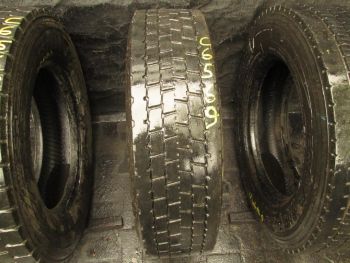 Opona ciężarowa używana 205 75R17.5 Michelin BIEŻNIKOWANA 26569-0