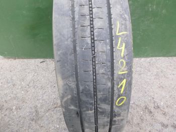 Opona ciężarowa używana 215-75R17.5 Bridgestone R-STEER 002 124210-0