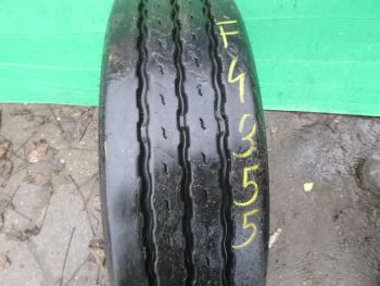Opona ciężarowa używana 215-75R17.5 Goodyear KMAX T 104355-0