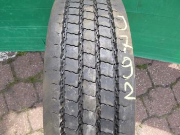 Opona ciężarowa używana 215-75R17.5 Pirelli FR01 110792-0