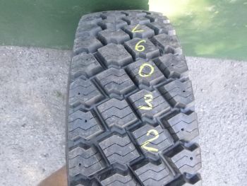 Opona ciężarowa używana 235-65R16C Nokian BIEŻNIKOWANA 126032-0