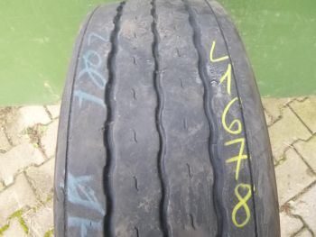 Opona ciężarowa używana 245-70R17.5 Goodyear KMAX T 121678-0