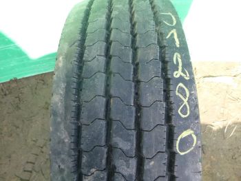 Opona ciężarowa używana 245-70R17.5 Goodyear RHSII+ 111280-0