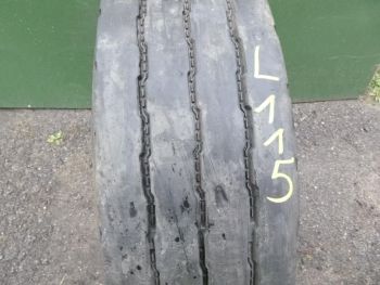 Opona ciężarowa używana 245-70R19.5 Hankook TH10 120115-0