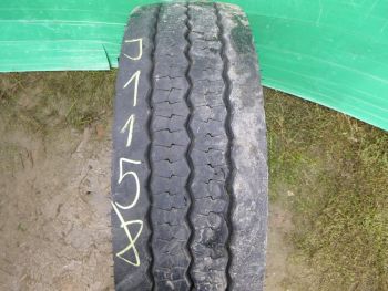 Opona ciężarowa używana 245-70R19.5 Michelin XTE2 REMIX 111158-0