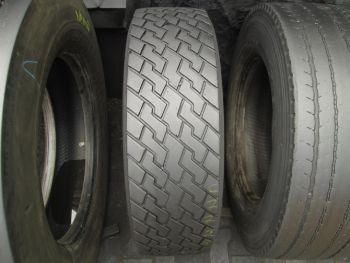 Opona ciężarowa używana 245 70R19.5 Bridgestone POJEDYŃCZE S 27728-0