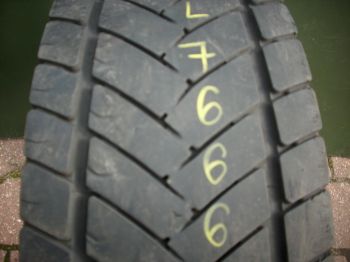 Opona ciężarowa używana 265-70R17.5 Goodyear KMAX D 127666-0