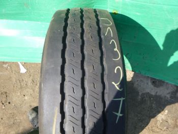 Opona ciężarowa używana 265-70R19.5 Goodyear KMAX T 111327-0