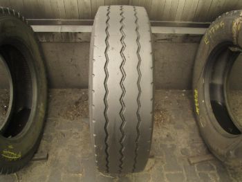 Opona ciężarowa używana 275-70R22.5 Bridgestone BIEŻNIKOWANA 35744-0