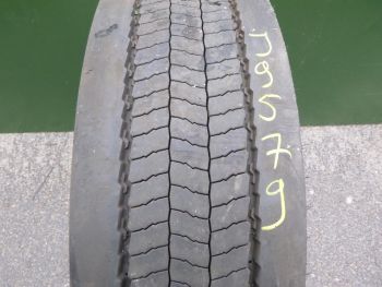 Opona ciężarowa używana 275-70R22.5 Pirelli MC01 119579-0