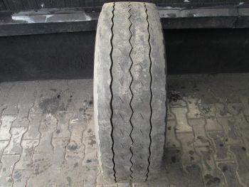 Opona ciężarowa używana 275 70R22.5 Michelin BIEŻNIKOWANA 54858-0