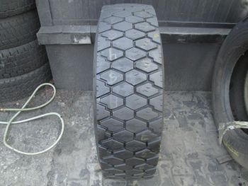Opona ciężarowa używana 275 70R22.5 Pirelli BIEŻNIKOWANA 35683-0