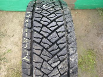 Opona ciężarowa używana 285-70R19.5 Goodyear KMAX D 111152-0