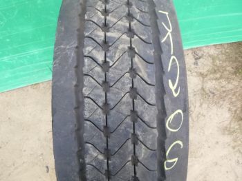 Opona ciężarowa używana 285-70R19.5 Goodyear KMAX S 111206-0