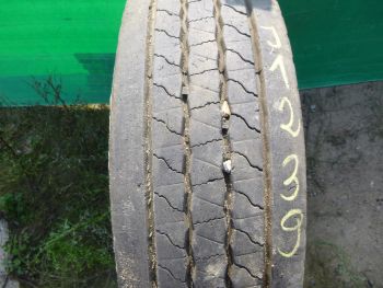 Opona ciężarowa używana 285-70R19.5 Hankook AH35 111239-0