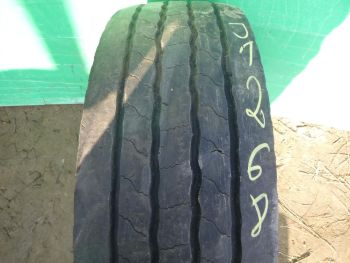 Opona ciężarowa używana 285-70R19.5 Hankook AH35 111268-0