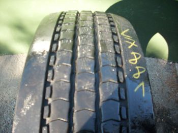 Opona ciężarowa używana 285-70R19.5 Michelin X-MULTI Z 127881-0