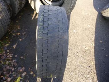 Opona ciężarowa używana 295-60R22.5 Continental BIEŻNIKOWANA 67662-0