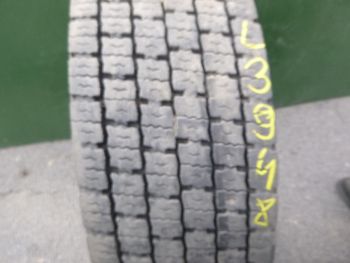 Opona ciężarowa używana 295-60R22.5 Goodyear BIEŻNIKOWANA 123948-0