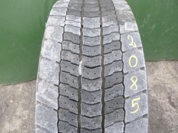 Opona ciężarowa używana 295-60R22.5 Michelin BIEŻNIKOWANA 122085-0