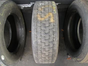 Opona ciężarowa używana 295 60R22.5 Continental BIEŻNIKOWANA 48993-0