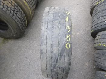 Opona ciężarowa używana 295 60R22.5 Goodyear BIEŻNIKOWANA 61900-0