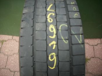 Opona ciężarowa używana 305-70R19.5 Dunlop SP444 126919-0