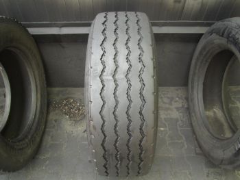 Opona ciężarowa używana 315-60R22.5 Michelin BIEŻNIKOWANA 36116-0