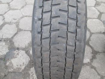 Opona ciężarowa używana 315-70R22.5 Bridgestone BIEŻNIKOWANA 14101-0