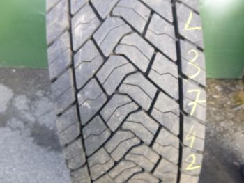Opona ciężarowa używana 315-70R22.5 Goodyear KMAX D GEN-2 123742-0