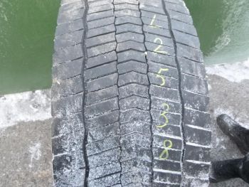 Opona ciężarowa używana 315-70R22.5 Hankook DH51 122538-0