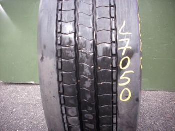 Opona ciężarowa używana 315-70R22.5 Kumho KXS10 127050-0