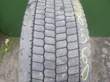 Opona ciężarowa używana 315-70R22.5 TEAMSTAR BIEŻNIKOWANA 118560-0