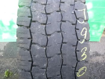 Opona ciężarowa używana 315-80R22.5 Bridgestone BIEŻNIKOWANA 110930-0