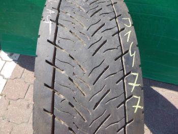 Opona ciężarowa używana 315-80R22.5 Goodyear KMAX D 111477-0