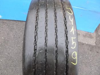 Opona ciężarowa używana 315-80R22.5 Pirelli FR01 114159-0