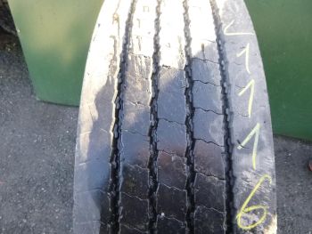 Opona ciężarowa używana 315-80R22.5 Pirelli FR01 121116-0