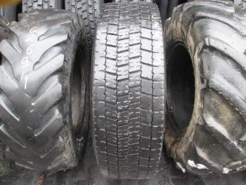 Opona ciężarowa używana 315 70R22.5 Goodyear BIEŻNIKOWANA 22693-0