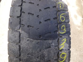 Opona ciężarowa używana 315 80R22.5 Continental BIEŻNIKOWANA 86939-0