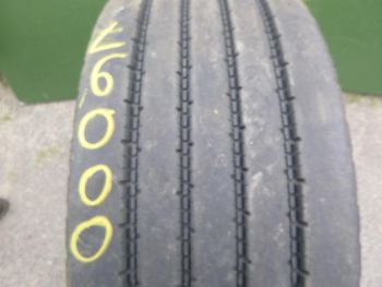 Opona ciężarowa używana 385-55R22.5 Falken RI128 126000-0