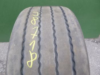 Opona ciężarowa używana 385-55R22.5 Michelin BIEŻNIKOWANA 118718-0