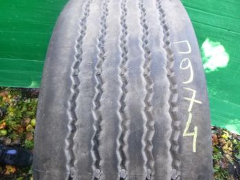 Opona ciężarowa używana 385-65R22.5 Formula BIEŻNIKOWANA 110974-0
