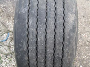 Opona ciężarowa używana 385-65R22.5 Goodyear BIEŻNIKOWANA 14135-0