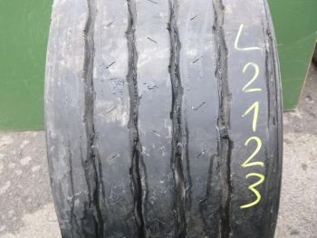 Opona ciężarowa używana 385-65R22.5 Kormoran T 122123-0
