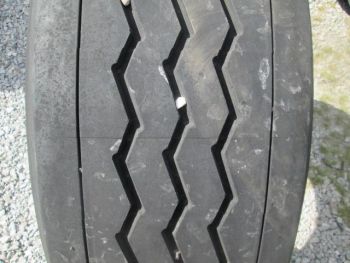 Opona ciężarowa używana 385-65R22.5 Michelin BIEŻNIKOWANA 6696-0