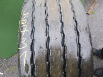 Opona ciężarowa używana 385-65R22.5 Michelin X-MULTI T REMIX 126731-0