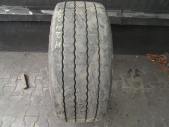 Opona ciężarowa używana 385 55R22.5 Goodyear BIEŻNIKOWANA 52427-0