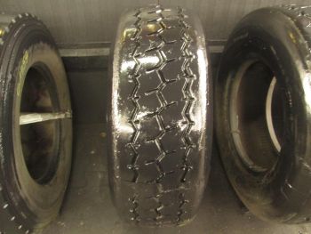 Opona ciężarowa używana 385 65R22.5 Goodyear BIEŻNIKOWANA 41960-0